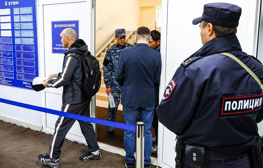    МВД РФ: дефицит кадров и финансирования тормозит выдворение мигрантов
