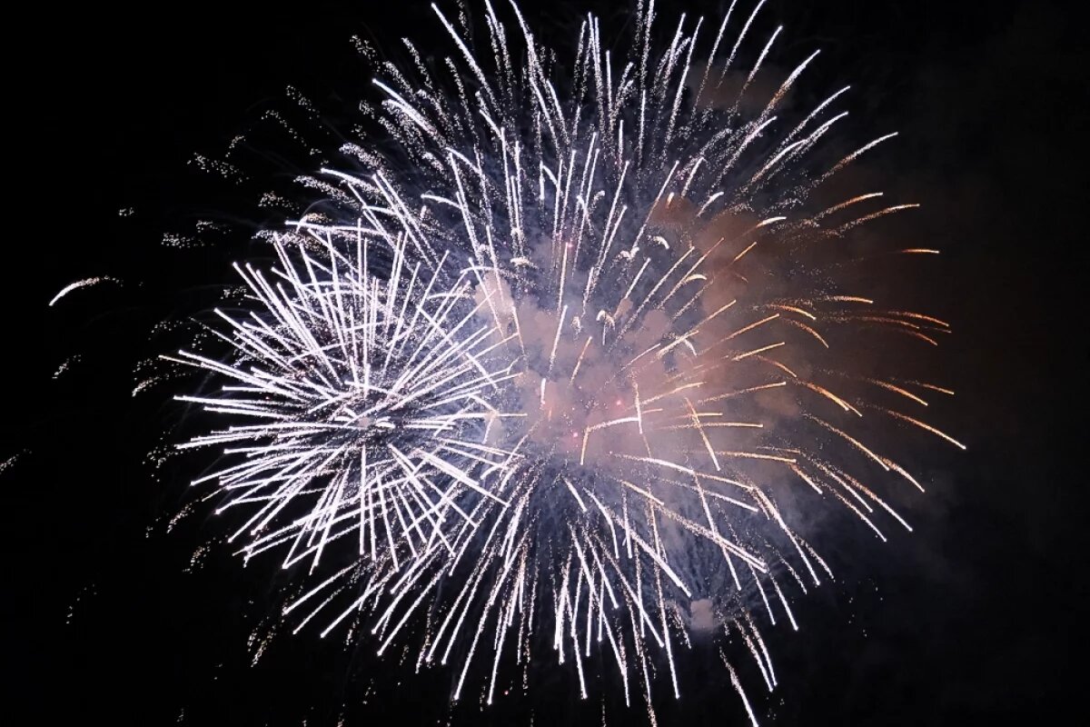    Стало известно, где и во сколько запустят салют 23 февраля в Хабаровске