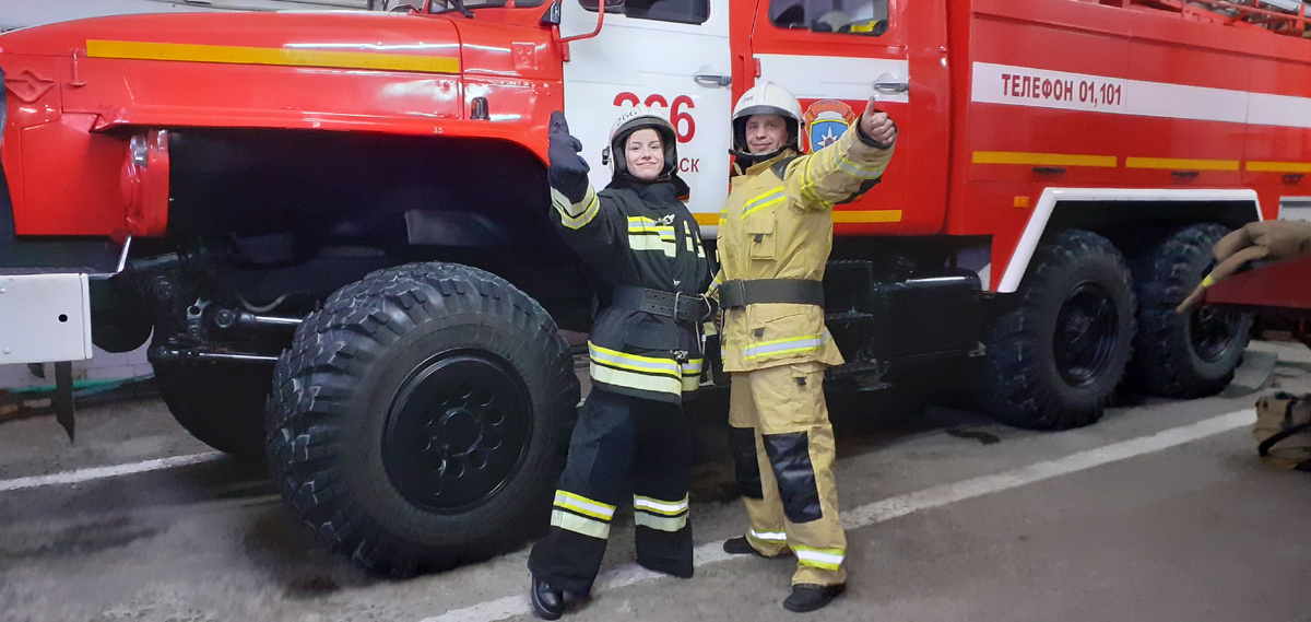 С дочерью Анастасией. Фото 266 ПСЧ.