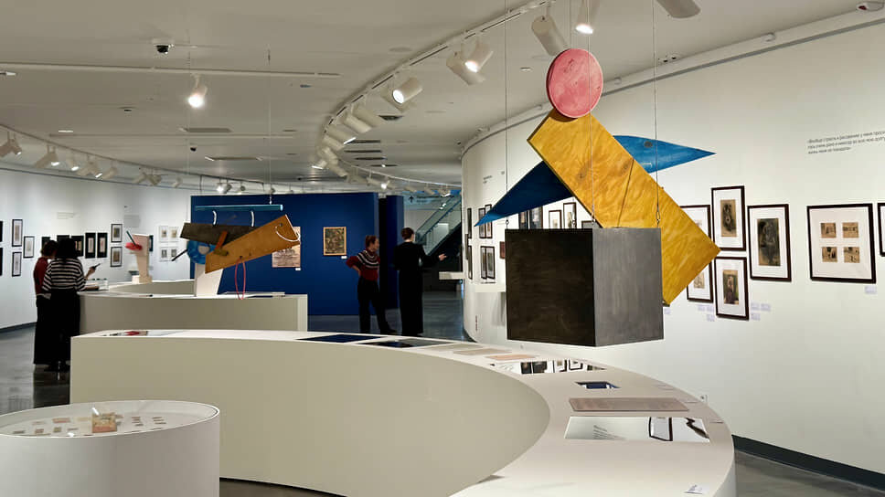 Выставка «Иван Клюн. Цветоформы. Постижение пространства».📷Фото: София Паникова