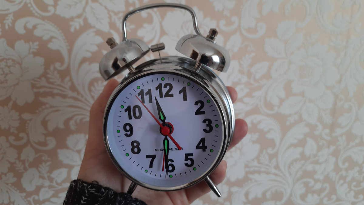 Механический будильник