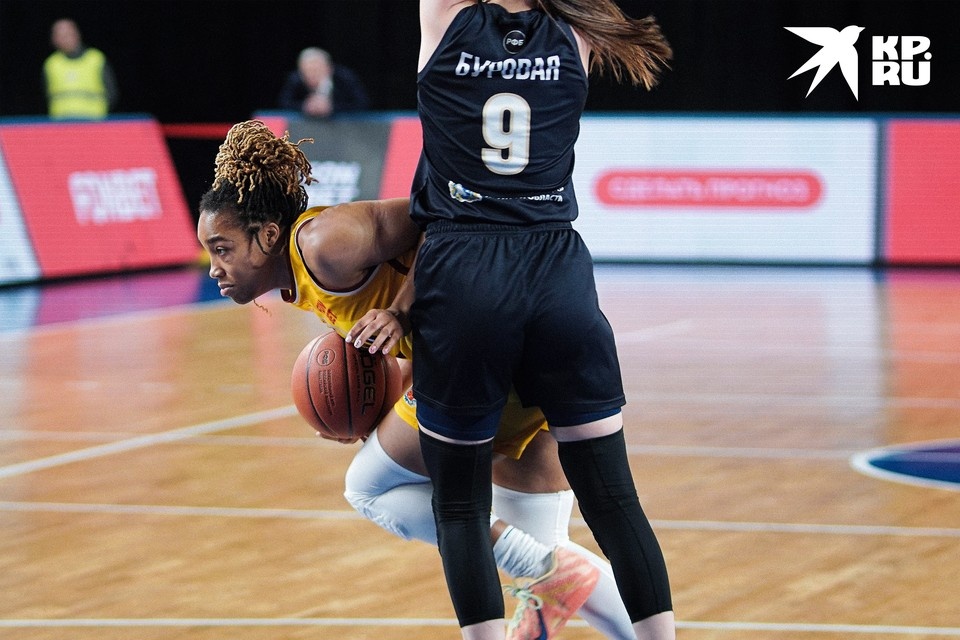    Недавно девушки вернулись из далекой поездки, отвоевав победу в игре с командой «Ника – Лузалес» из Сыктывкара. Яна Вежлева