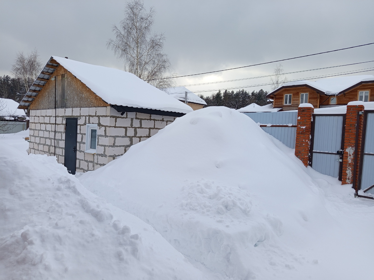 Вот такие у нас сугробы