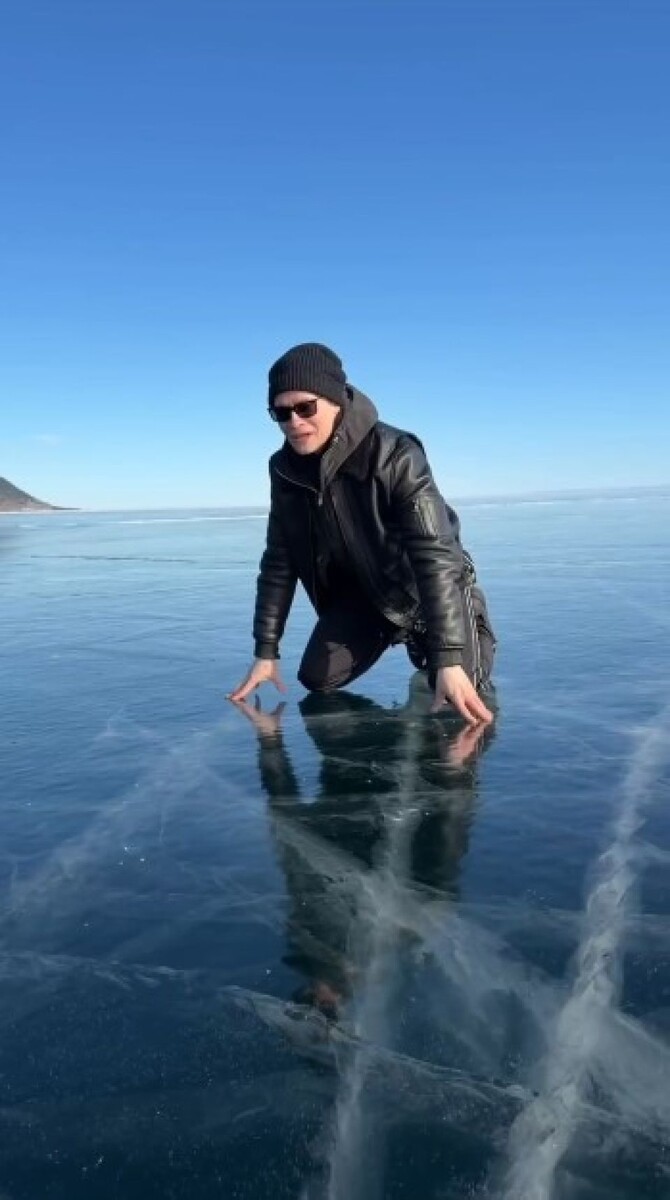    SHAMAN облизал лед озера Байкал. Источник: t.me/shaman_channel