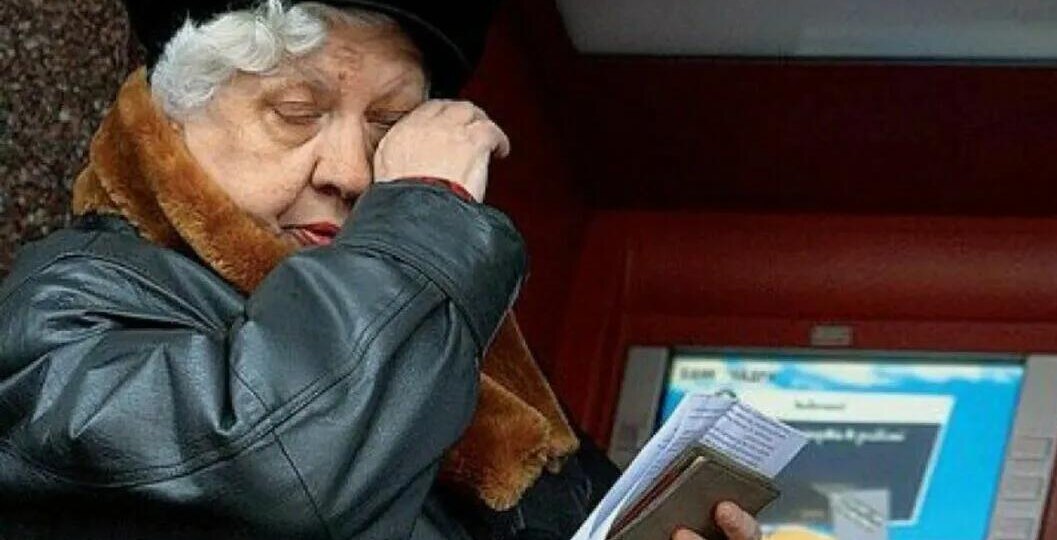 Банк потребовал с наследницы оплатить долг умершего клиента, но суд сказал - отдавать долг не нужно