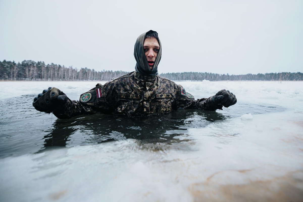 Зимние учения латвийского добровольческого формирования Земессардзе © Aizsardzības ministrija