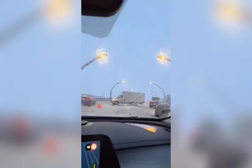    Фото: кадр видео из telegram-канала «Мегаполис | ДТП и ЧП | Санкт-Петербург | Питер»