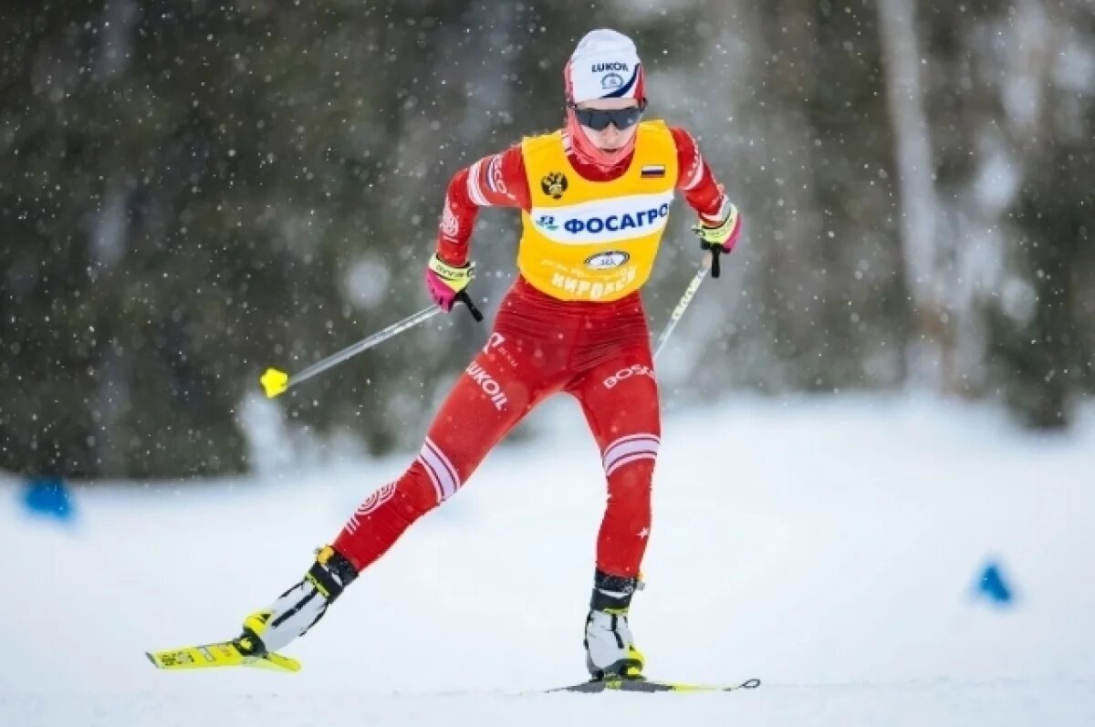    Вратарь Матвей Сафонов поддержал тверскую спортсменку Непряеву