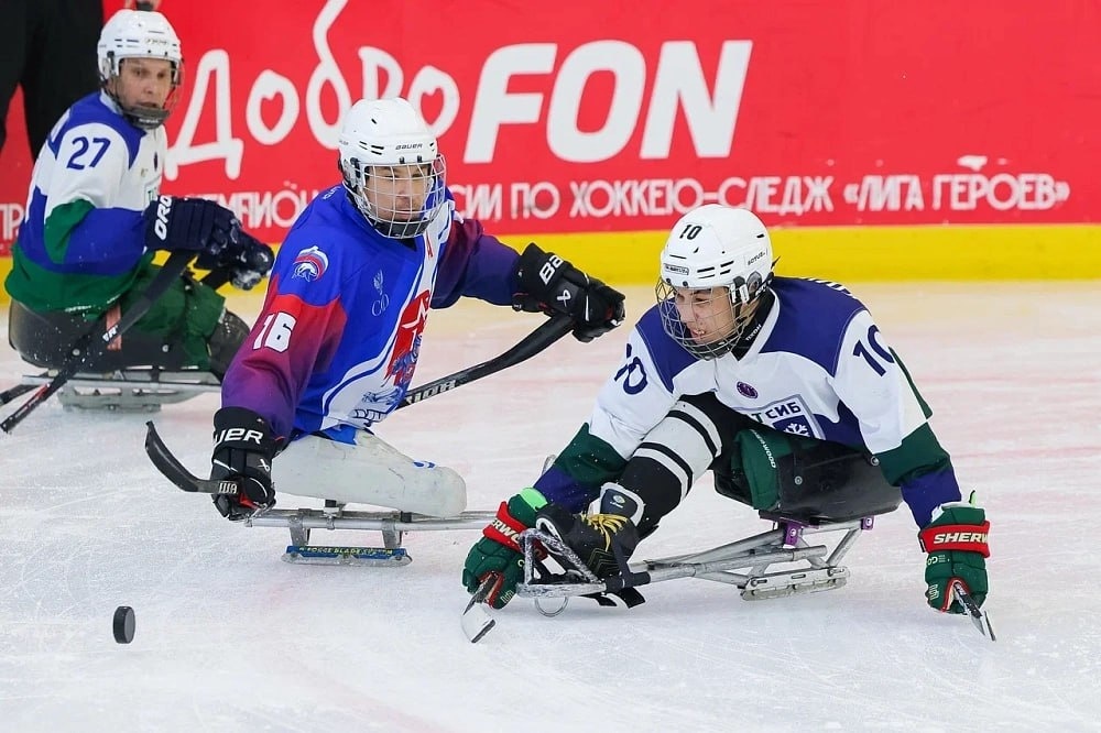    Югорская команда «Север» стала призером следж-хоккейного чемпионата России «Лига героев»