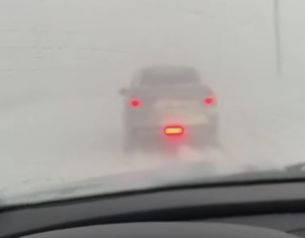    Три участка М-5 "Урал" перекрыты в Оренбуржье из-за непогоды