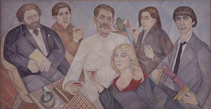 Максим Горький наградил её сказочным псевдонимом «Маревна». 