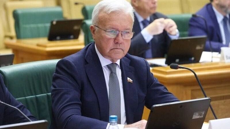   Александр Усс