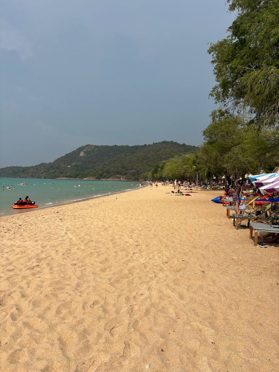 Желтый песочек, изумрудное море и ласковое солнце!