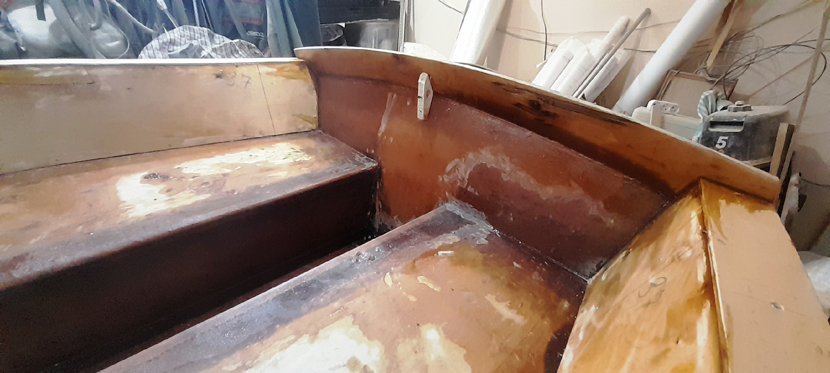 Пенопласт спрятан