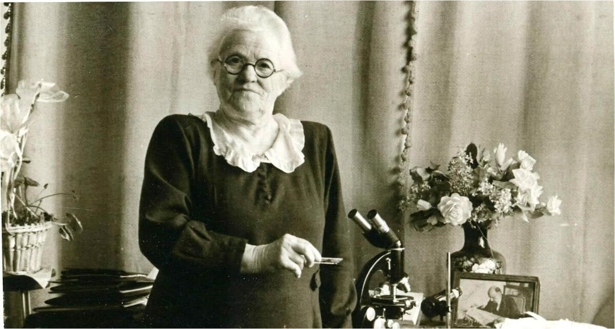 О.Б. Лепешинская