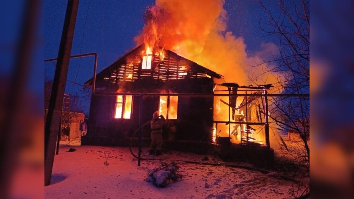    В Черемисиновском районе Курской области дотла сгорел жилой дом