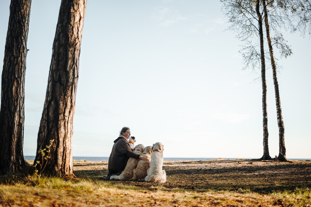 Мы. Маленькая Мята на рука, Руби, Мия, Лола (самая светленькая)