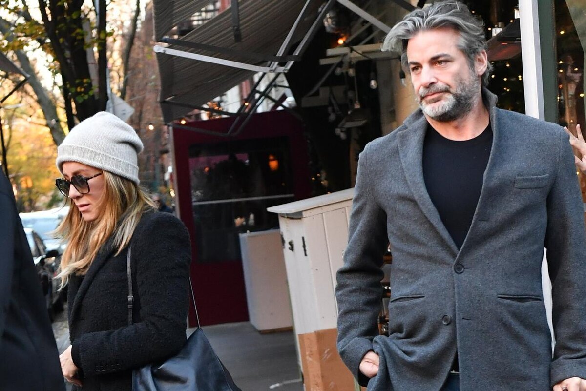    Кертис признал, что уже начал ссориться с Энистон LEGION-MEDIA