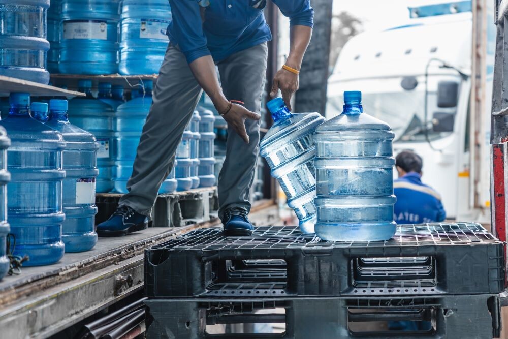 Доставка бутылей