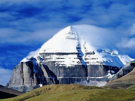 Гора Кайлас: 6666 метров, которые не покорил ни один альпинист. Почему восхождение запрещено