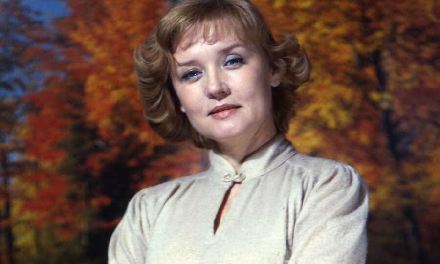 Первая работа Веры Алентовой