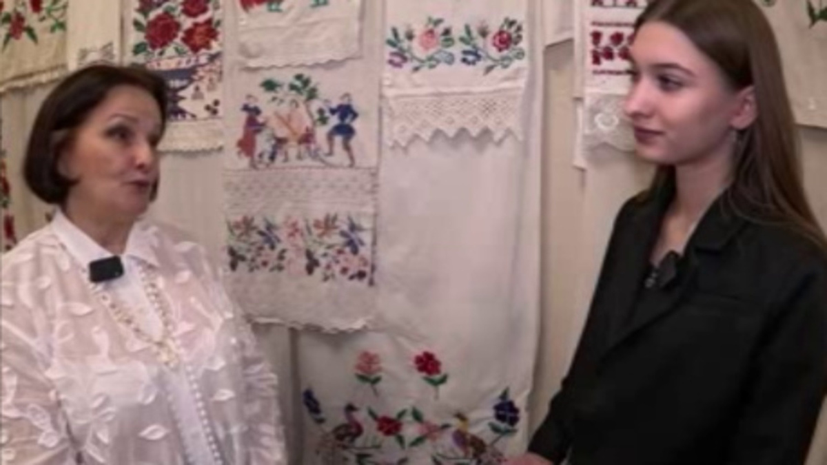    «Флору из сундука» достали в Курской библиотеке имени Асеева