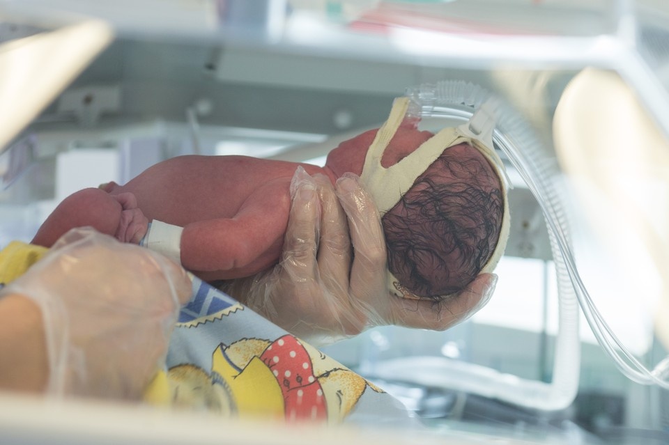    Новорожденный прожил всего два дня. Валерий ЗВОНАРЕВ