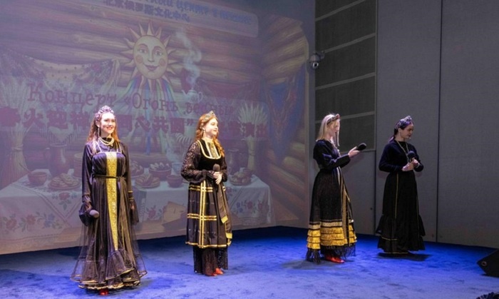    Масленицу отметили в Пекине: праздник объединил российские и китайские традиции