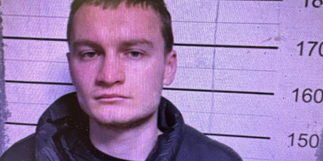 В Невском районе с поличным задержали курьера мошенников