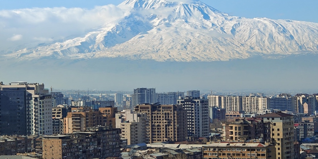Армения для путешествий и релокации: что важно знать
