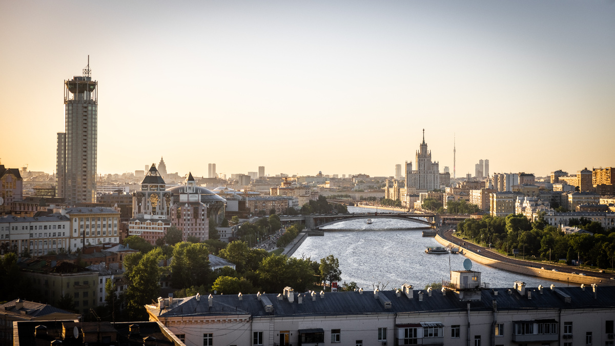 Вид из окон премиального жилого квартала HIGH LIFE на Павелецкой