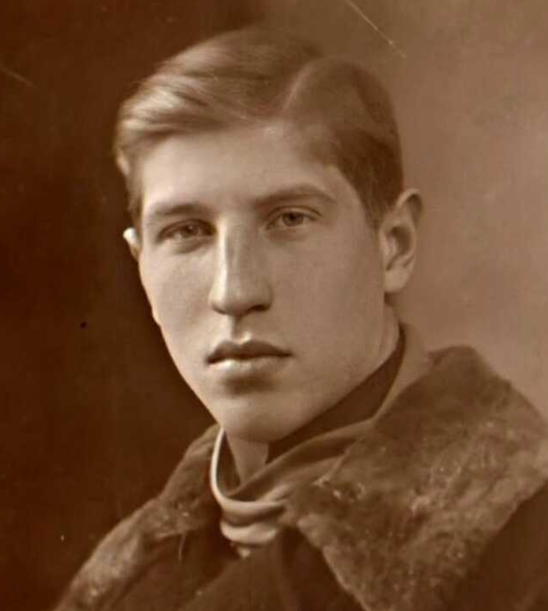 Сергей Филиппов в молодости