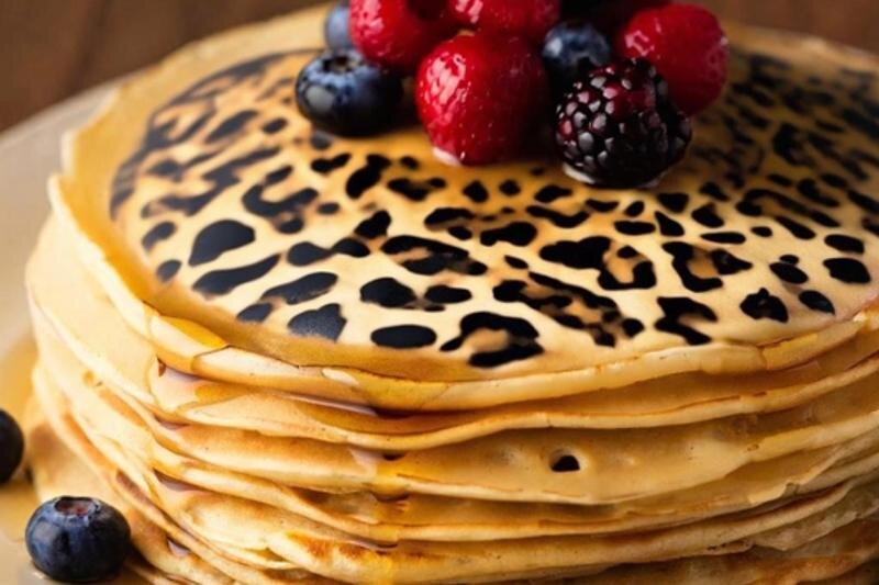    Изображение сгенерировано в GigaChat / Леопардовые блины