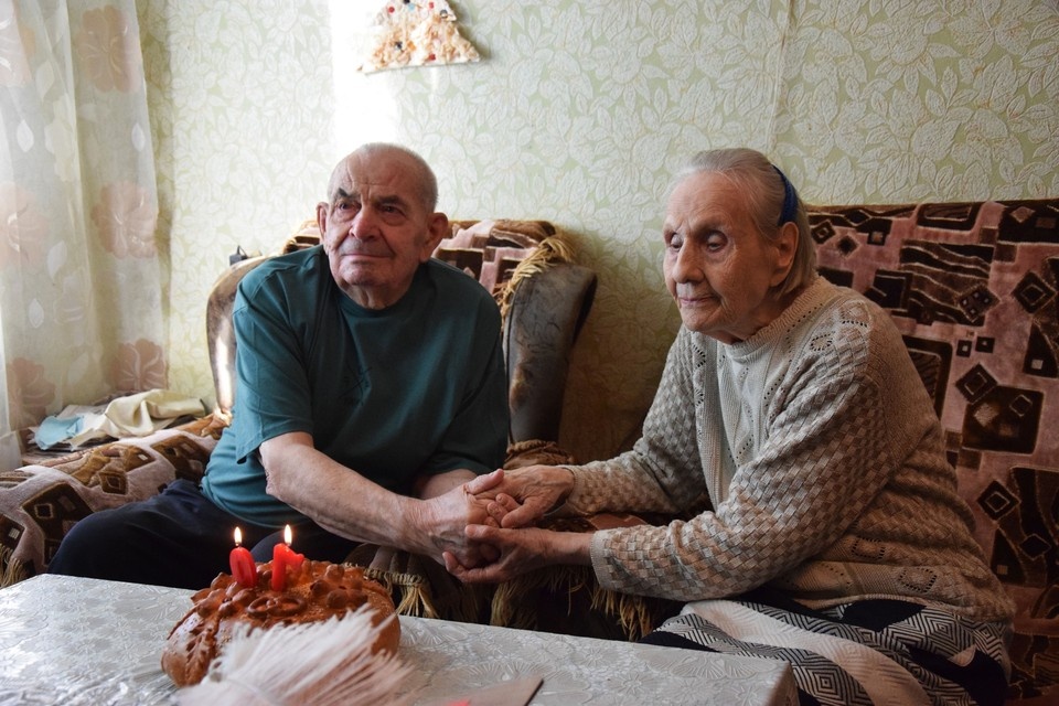    И пусть искры негаснущей любви негаснущей согревают этот союз долгие годы! Фото: МО ГО «Ухта».