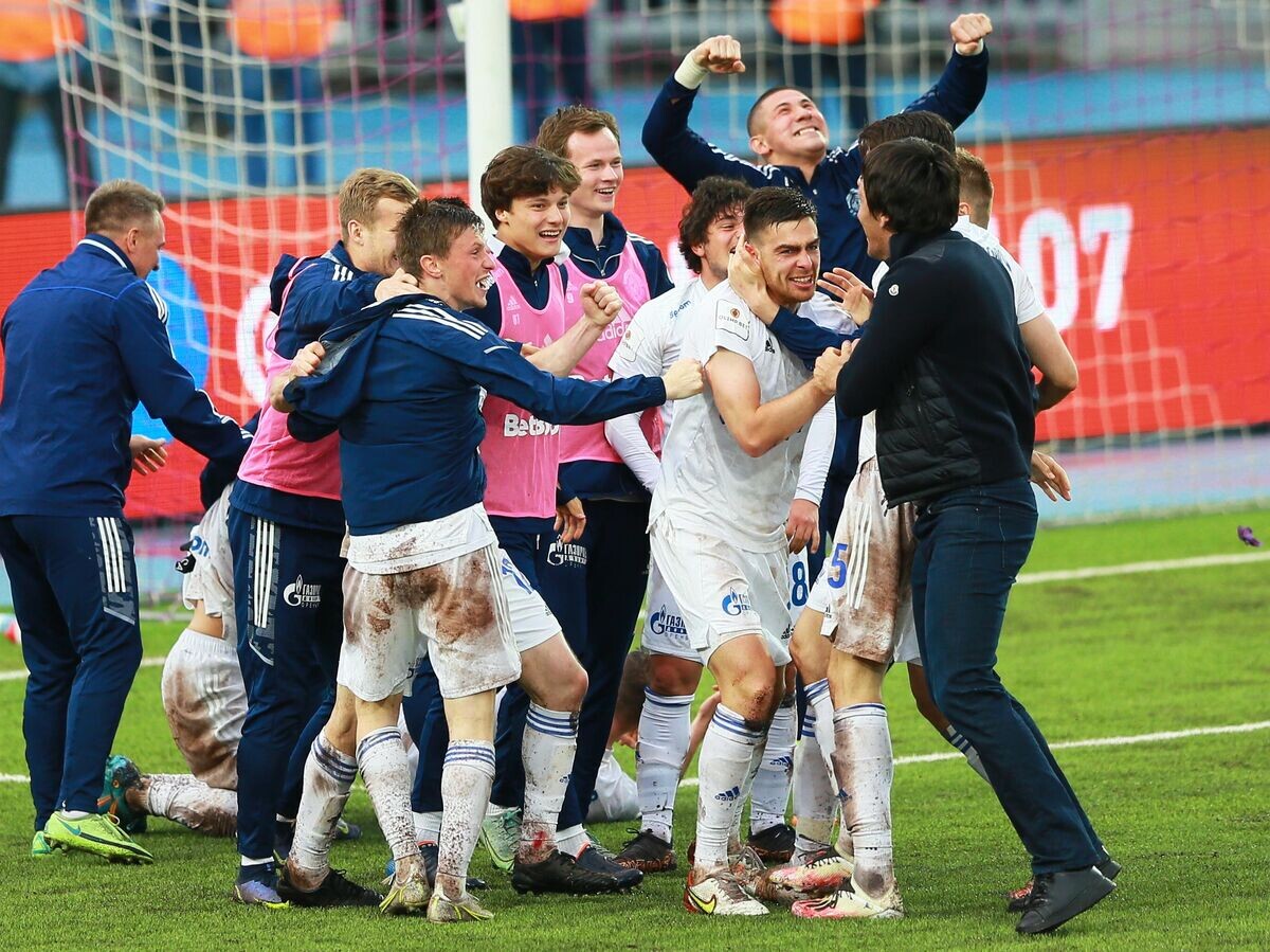    Игроки "Оренбурга" | © РИА Новости / Дмитрий Мухаметкулов