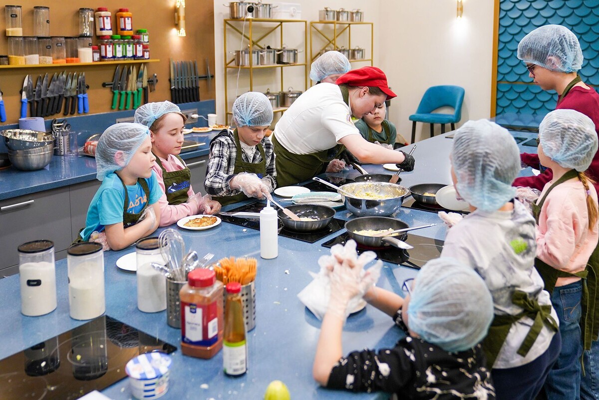    Мастер-классы и ледовые шоу завершат фестиваль "Масленица" в Москве