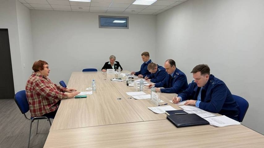    Прокуратура Свердловской области