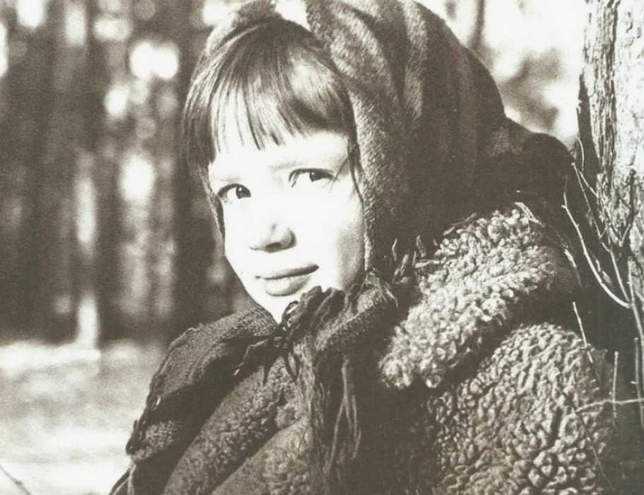 Елена Санаева в детстве тяжело болела