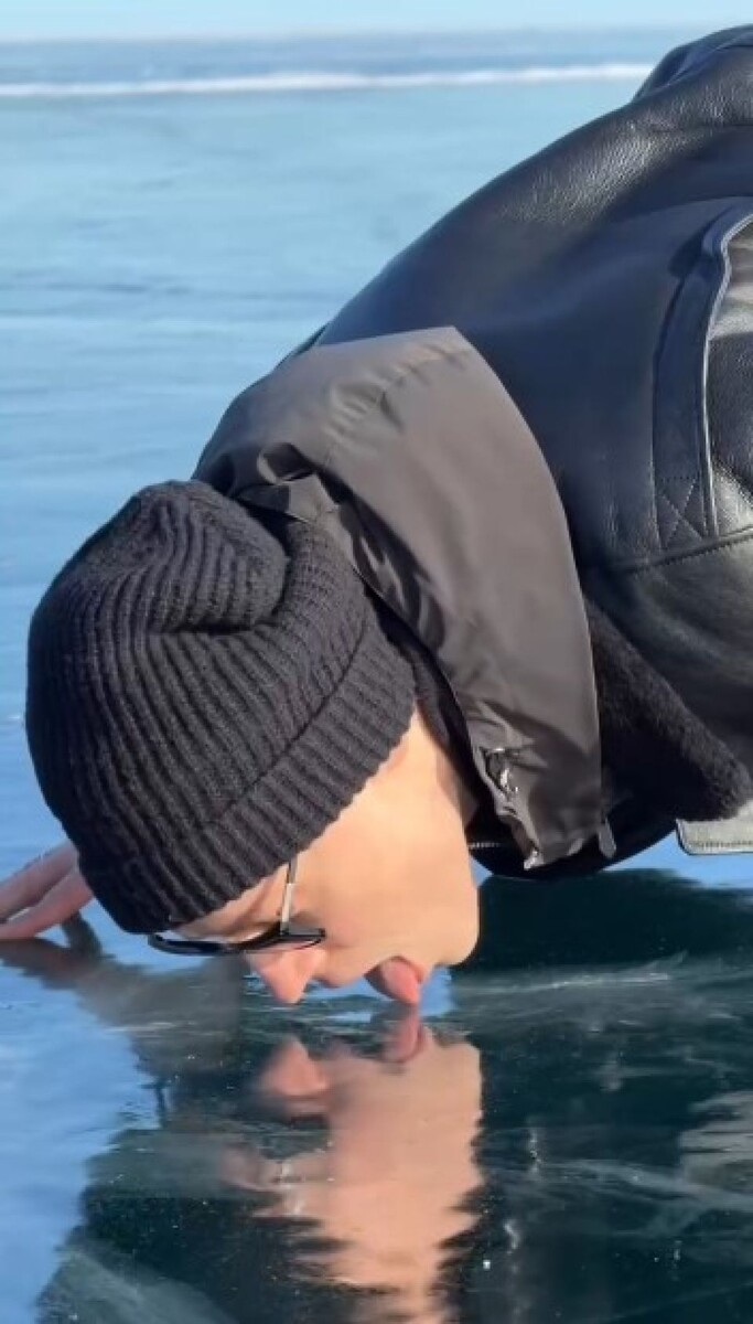    SHAMAN облизал лед озера Байкал. Источник: t.me/shaman_channel