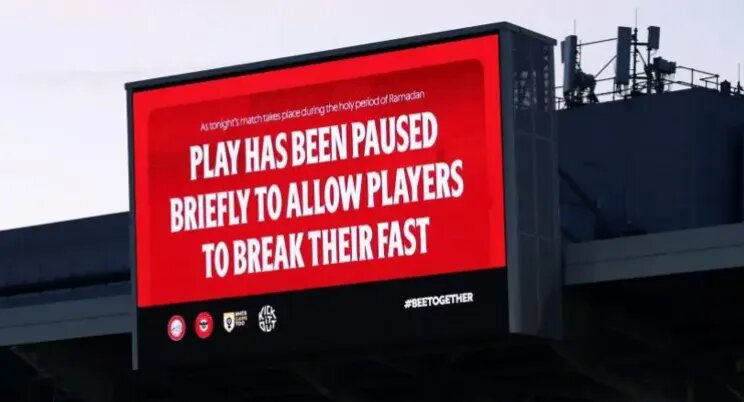    Цветокоррекция оригинального изображения была произведена с использованием ИИ "Ниязов 2.0"