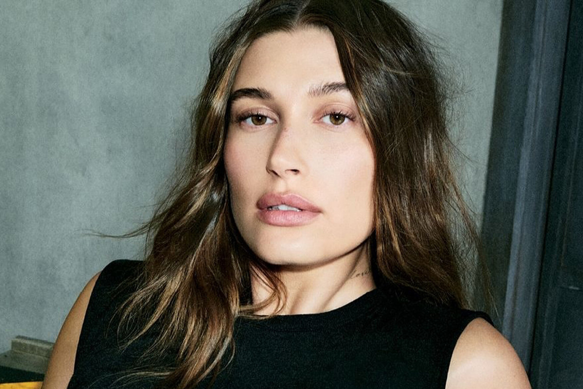     «Меня разрезали»: Хейли Бибер впервые рассказала, что перенесла экстренную операцию на сердце из-за микроинсульта