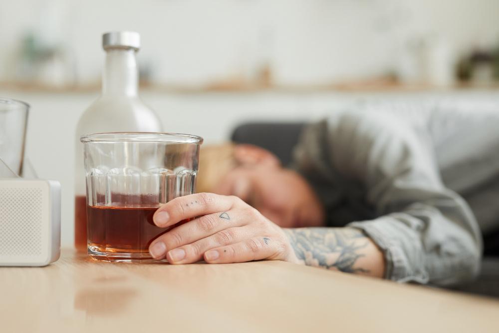 Сколько времени обычно трясутся руки после запоя. (источник изображения: freepik.com)