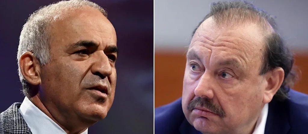 На фото из интернета слева-направо Каспаров* и Гудков*