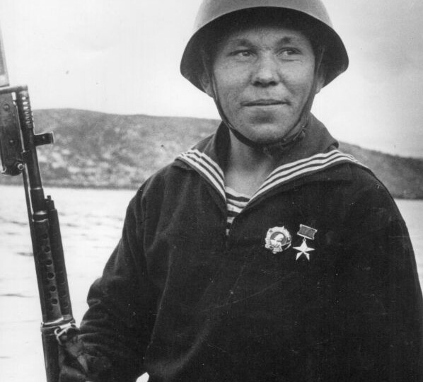 Первый Герой Северного флота. Василий Кисляков