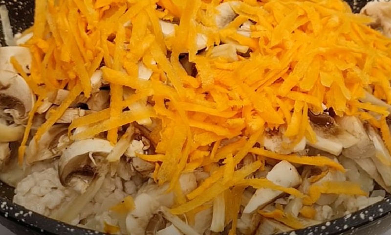 Ленивая лазанья из лаваша: ужин, который перевернёт ваше представление о классике