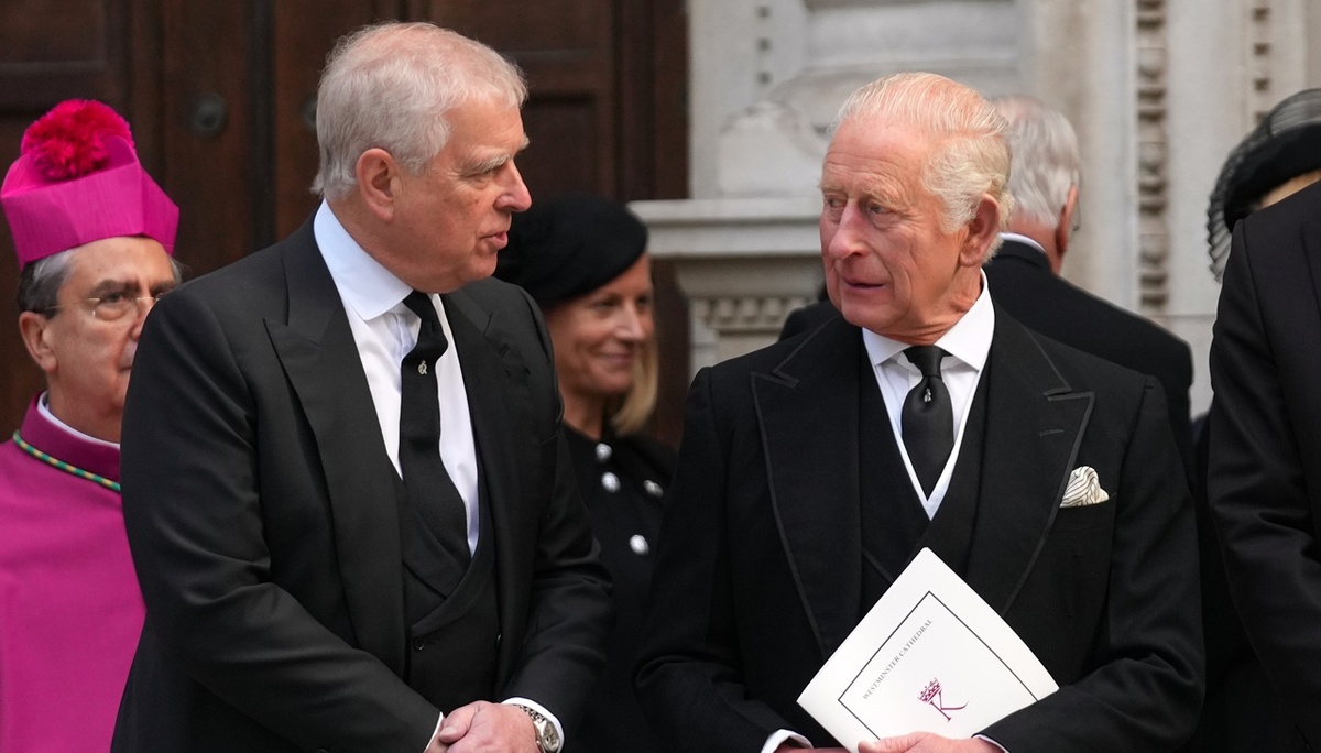 Принц Эндрю и король Карл III