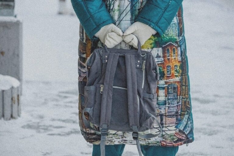    Иллюстрация к материалу: Рособрнадзор предлагает повысить возраст ответственности за нарушения на ЕГЭ до 18 лет