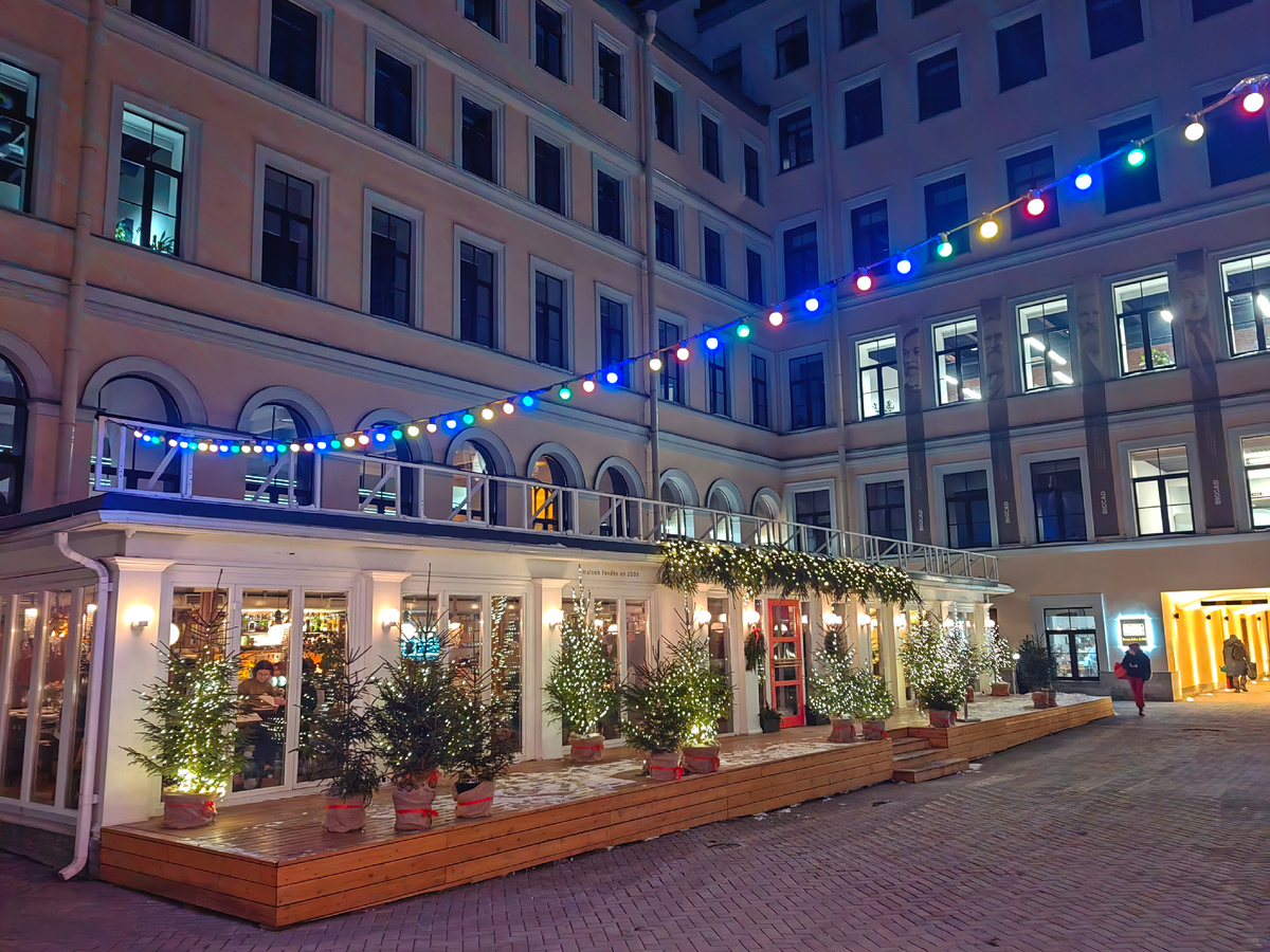 В Петербурге много красивых и уютных местечек. Фото для иллюстрации