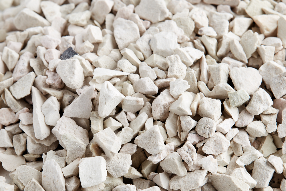 Белый "пустой" цеолит.