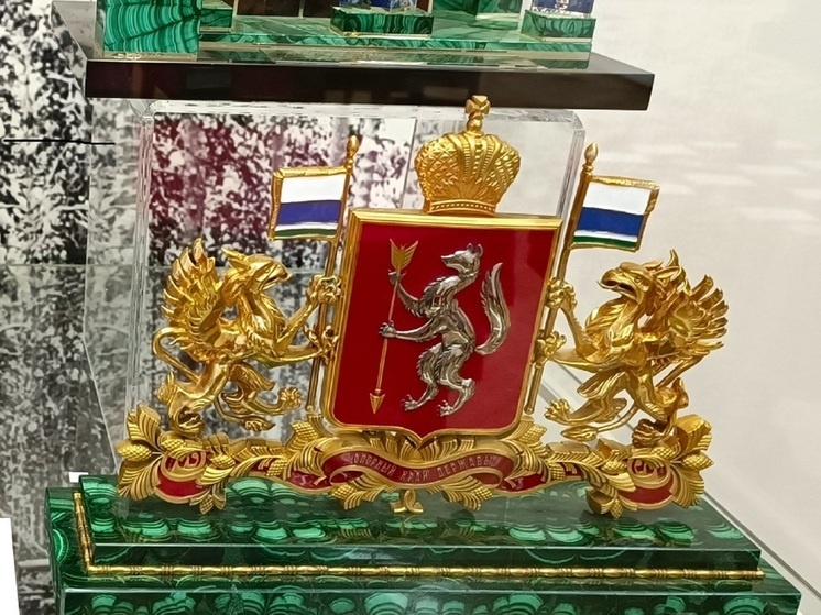     Герб Свердловской области. Фото: Николай Курилов / МК-Урал